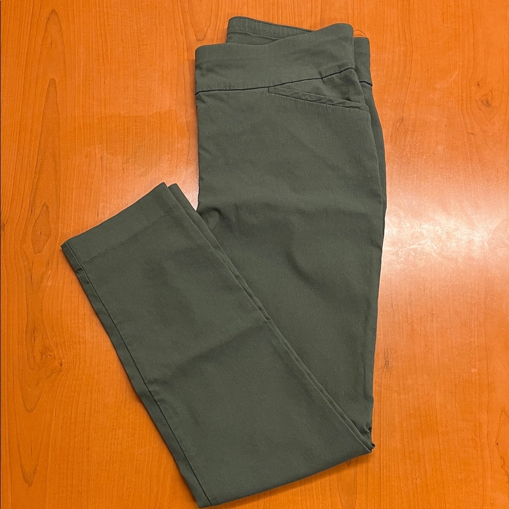 Chico's Forest Green Trousers
